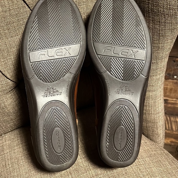 Life Stride Velocity with memory foam women's shoes size 8.5 - Picture 7 of 9